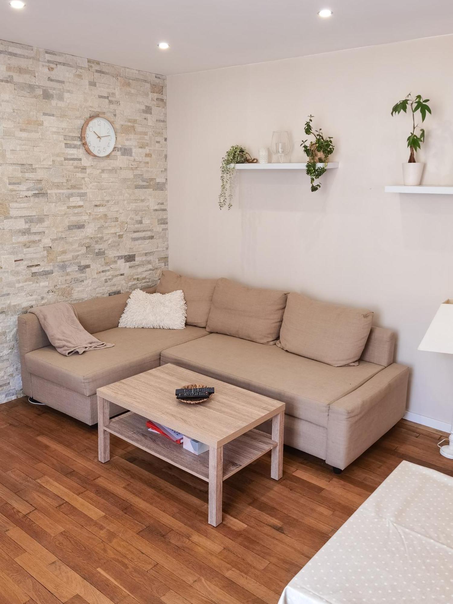 Verriere & Parement En Centre-Ville Épinal Extérieur photo